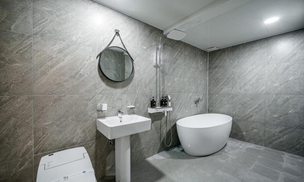 G7 Hotel Dongducheon ภายนอก รูปภาพ